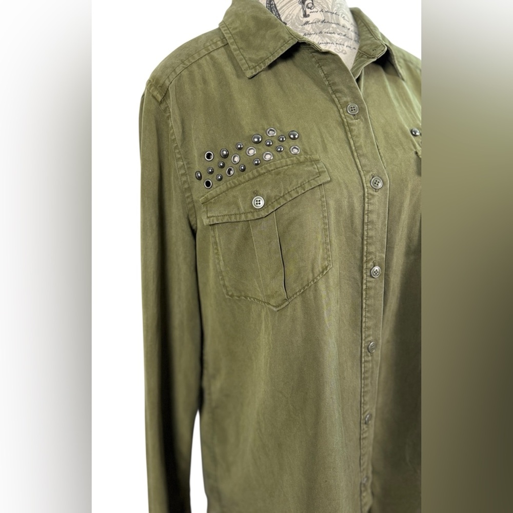 PAIGE Olive Green Studded Utility Button Down Shirt TENCEL Lyocell Size M - Picture 4 of 14